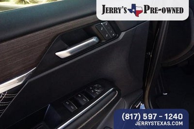 2024 GMC Acadia Denali
