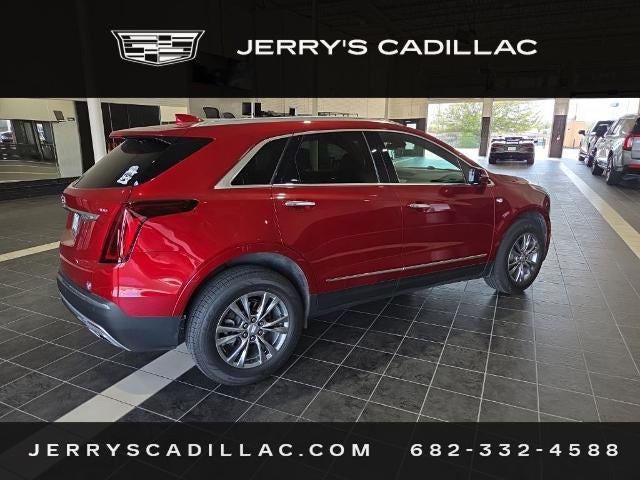 2022 Cadillac XT5 FWD Premium Luxury