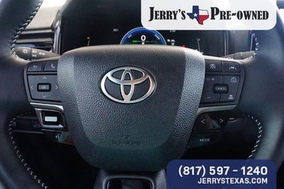 2025 Toyota Camry LE