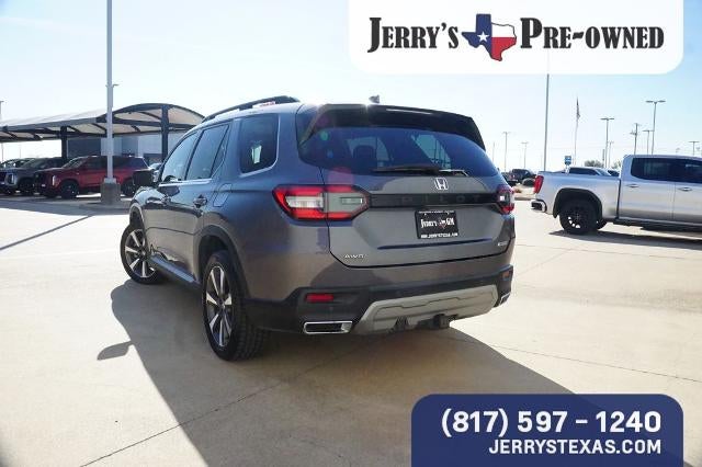 2023 Honda Pilot Touring