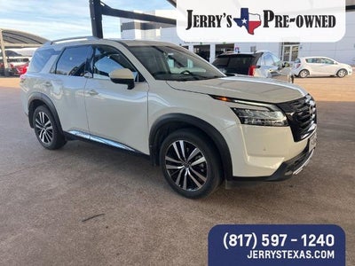 2023 Nissan Pathfinder Platinum