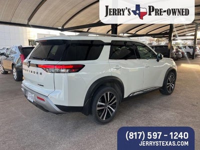 2023 Nissan Pathfinder Platinum