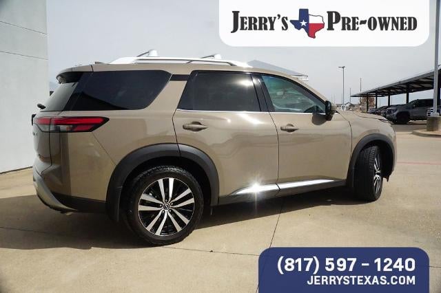 2023 Nissan Pathfinder Platinum