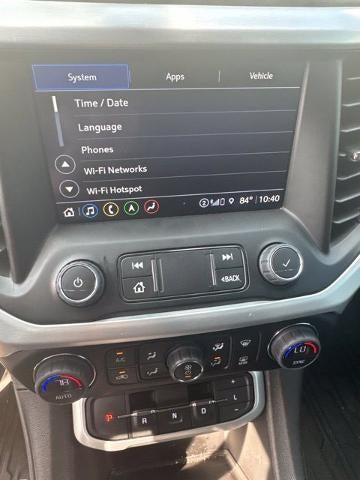 2023 GMC Acadia SLT