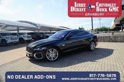 2023 Jaguar XF SE