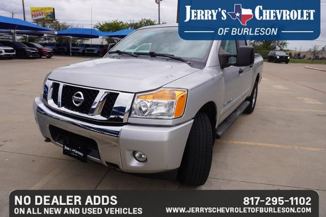2013 Nissan Titan SV