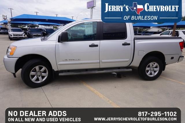 2013 Nissan Titan SV