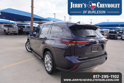 2024 Toyota Highlander LE