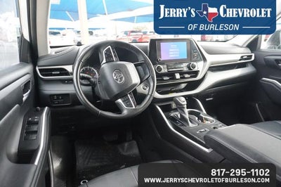 2023 Toyota Highlander L