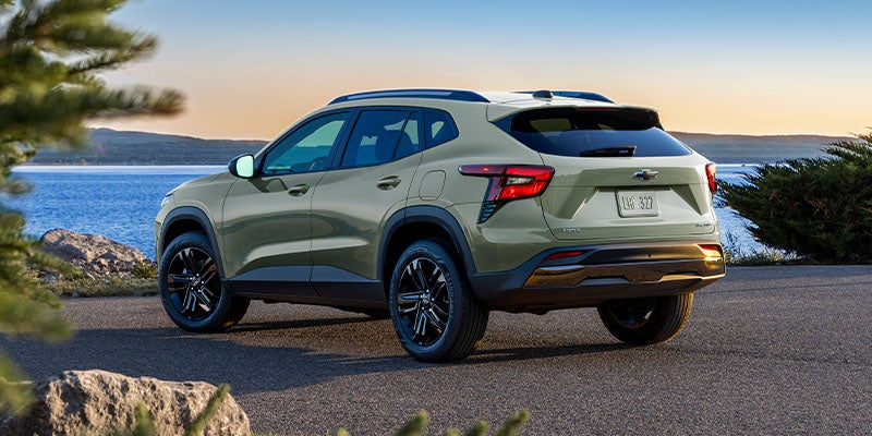 2024 Chevrolet Trax backside img